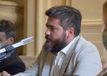 De Luca (M5S): “Il Piano di gestione dei rifiuti è in realtà il piano di realizzazione del nuovo inceneritore”