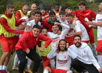 Orvietana, si infortuna l’arbitro: partita sospesa sullo 0-0 a Poggibonsi