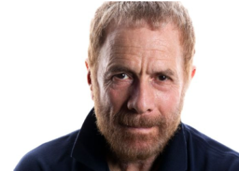 Gabriele Lavia al Mancinelli con “Il sogno di un uomo ridicolo” di Dostoevskij
