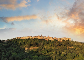 Monteleone D’Orvieto accoglie i turisti con una nuova segnaletica turistica interattiva