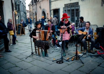 “Liscio d’autore” al Teatro Santa Cristina con La Banda del Comitato