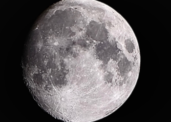23/3/2024 … Una luna all’una