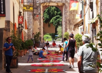 A Bolsena il 2 giugno la tradizionale infiorata del Corpus Domini