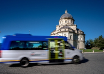 Todi, bus gratuito elettrico per il centro fino a mezzanotte