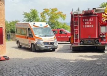 Accusa un malore mentre sale le scale di Pozzo San Patrizio, soccorsa dai Vvff