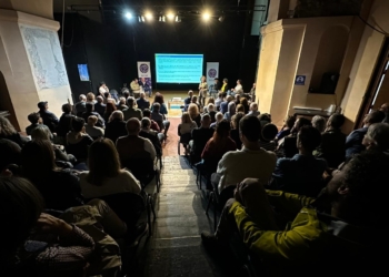 “Uniti per tutelare un intero territorio”. La proposta dell’assemblea pubblica di Nova