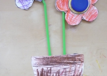 Giornata mondiale della Pace, alla scuola Primaria di Ciconia finestre aperte e fiori di carta