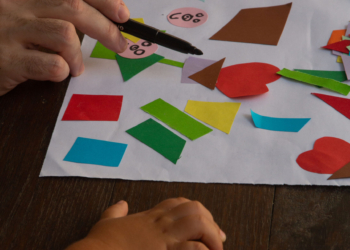 Le storie raccontate dalla voce del padre: grande emozione per l’evento finale del progetto di sostegno alla genitorialità per i detenuti del carcere promosso da Il Quadrifoglio