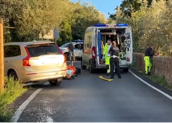 Tragico incidente lungo la salita di Santomanno, muore giovane centauro