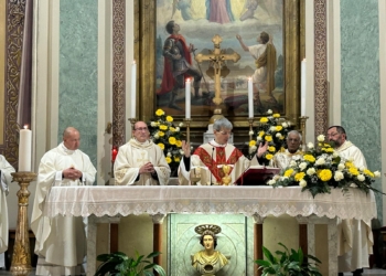 Auguri don Domenico Cannizzaro. Festa per i 40 anni di sacerdozio: messa di ringraziamento presieduta dal Vescovo