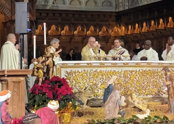 Messa per la Pace, animata da canti gospel. Circa 2000 i presenti