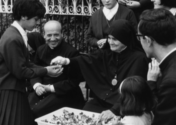 Collevalenza in festa per Madre Speranza, cittadina benemerita