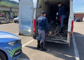 La Polstrada sequestra 33 quintali di rame e un autocarro rubato