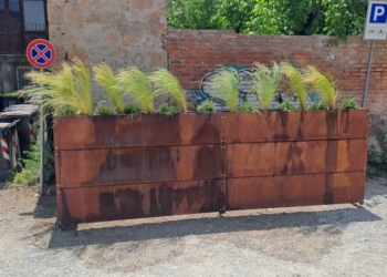 Schermature dei mastelli della differenziata, installato il prototipo in Piazza Mazzini