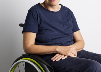 Suicidio assistito, è morta Laura Santi: “La vita è degna di essere vissuta, ma dobbiamo essere noi a decidere fino a quando”