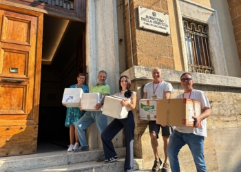 “Dona un libro, apri una porta”, 750 volumi regalati dalla città alla biblioteca della Casa di reclusione