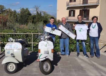 Con il vento in faccia: “Oltre le nuvole per Roberta” viaggia con il Vespa Club Orvieto