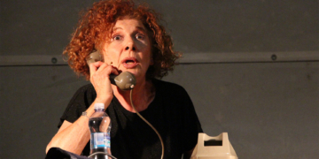 Cinzia Leone protagonista al Teatro Boni