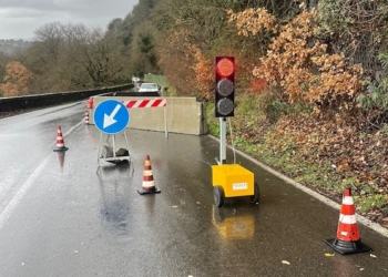 Detriti franosi sulla SP 12 Bagnorese, attivato il senso unico alternato con semaforo