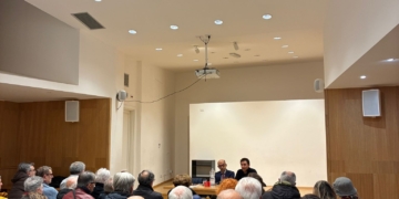 Referendum, a Ficulle i Comitati del “No” riempiono la sala del teatro