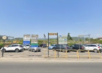 Manutenzione del muro di confine tra lo scalo merci della stazione e Piazza dell’Orologio, divieto di sosta