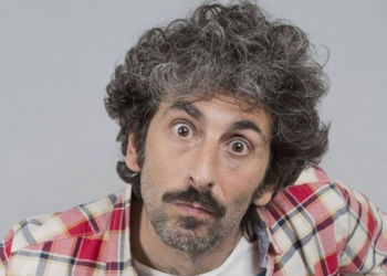 Non è colpa mia se sono così, si ride al Mancinelli con Alberto Farina