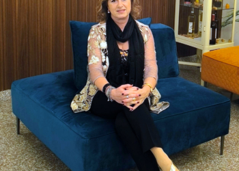 Francesca Compagnucci affronta gli stili letterari di Manzoni e Leopardi