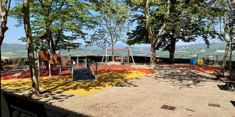 Riapre al pubblico il giardino della Confaloniera completamente riqualificato