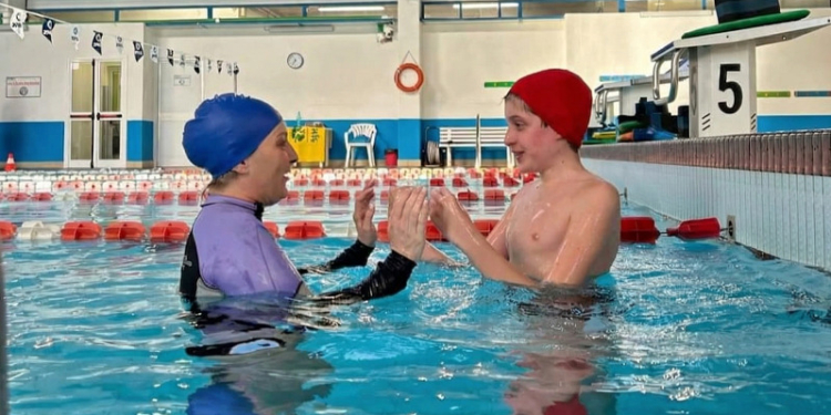 “Onda Blu”: il nuoto paralimpico ai blocchi di partenza a Orvieto. Un ponte verso l’inclusione