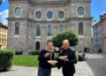 Il vino orvietano va a riempire i calici della grande tavolata del Duomo di Innsbruck in Austria