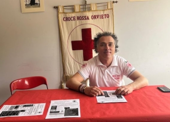 Cerimonia di consegna di un pulmino Ford Transit per la Cri di Orvieto