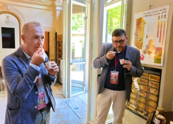 Con Fondazione Meleiros, analisi sensoriale del miele all’assemblea nazionale dei Borghi più Belli d’Italia