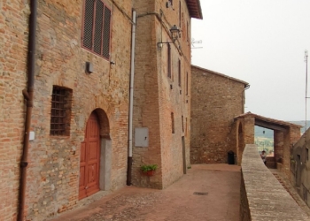 partita l’operazione “I luoghi del cuore”: obiettivo tutelare e valorizzare lo storico castello