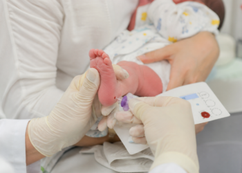 Screening neonatale in Umbria: un piccolo gesto per proteggere la vita dei nostri figli