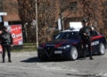 Controllati nella notte a bordo di un’auto a noleggio e trovati con quattro coltelli ed un “jammer”: tre stranieri denunciati dai Carabinieri 