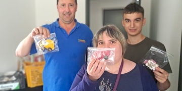 Dalla sartoria ecologica alla pista: i ragazzi della Mir firmano i gadget della Castellana