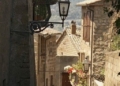 Il quartiere dei gufi: quella magia dimenticata di via delle Cave …