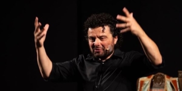 Street Science L’Aquila, Manzoni diventa un gioco in rima e plurilingue con Gianluca Foresi