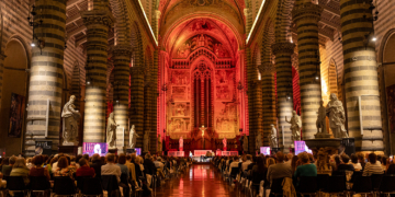 Una comunità intera unita in Duomo, nella bellezza e nella memoria di “Francesco”