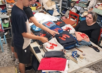 Dalla Casa di Reclusione di Orvieto ai Premi Nobel: il viaggio delle pochette artigianali ed etiche della MIR al Festival Nazionale dell’Economia Civile